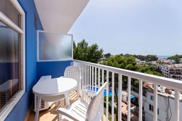 Tek Büyük Yataklı Oda, Balkon, Kule (Occupancy 3)