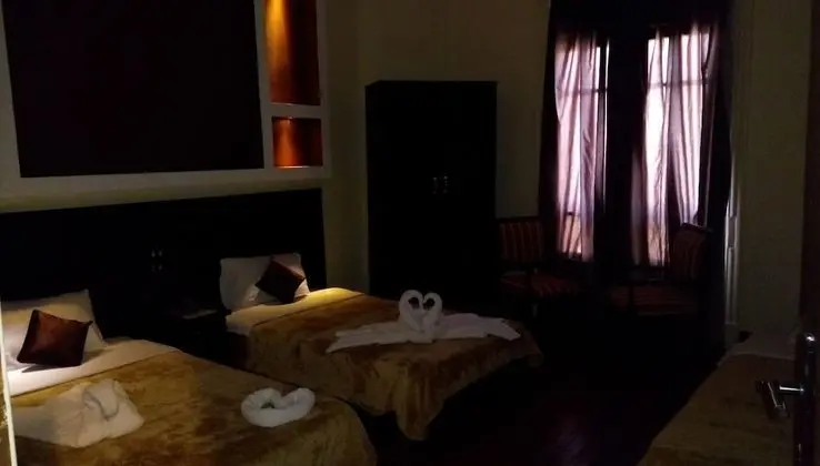 Deluxe Üç Kişilik Oda