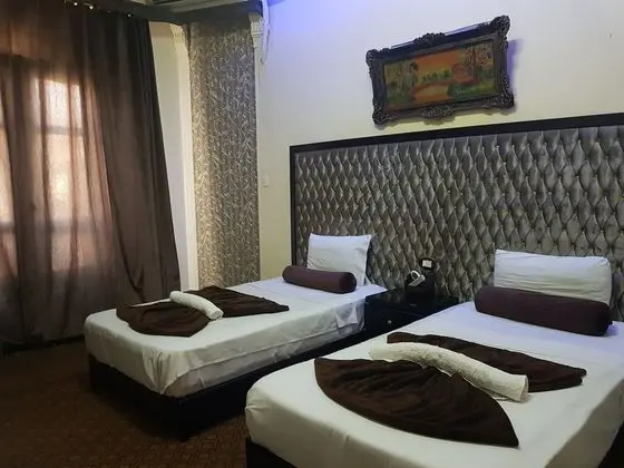 Deluxe Üç Kişilik Oda