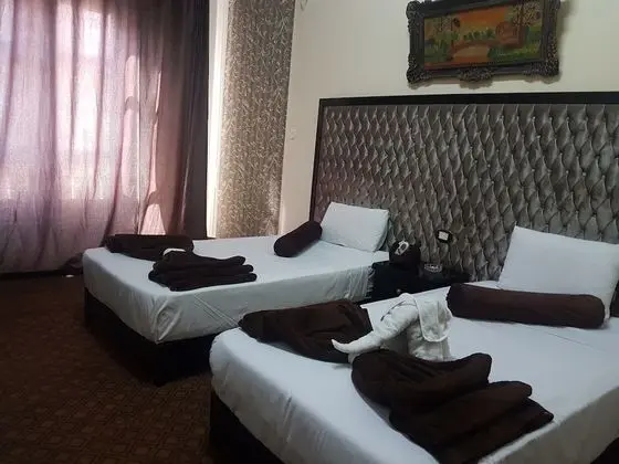 Deluxe Üç Kişilik Oda