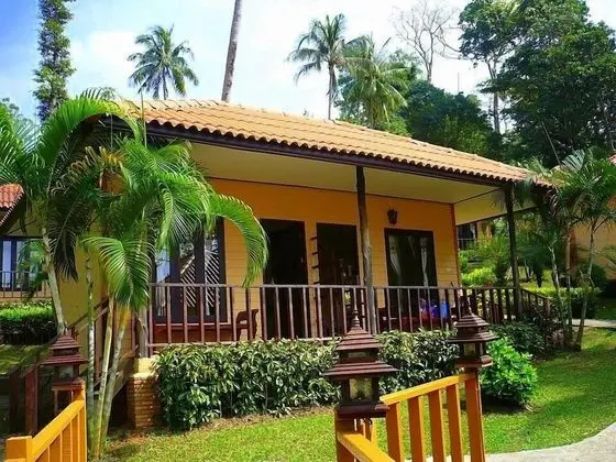 Bungalow with Air Conditioning