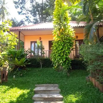 Bungalow with Fan