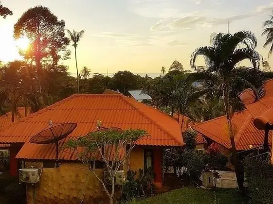 Bungalow with Fan