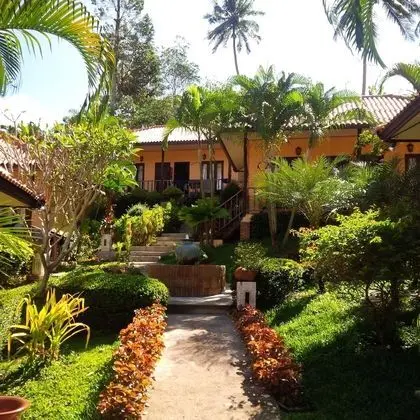 Bungalow with Fan