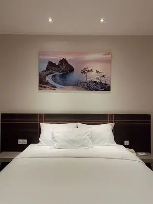 Deluxe Tek Büyük Yataklı Oda