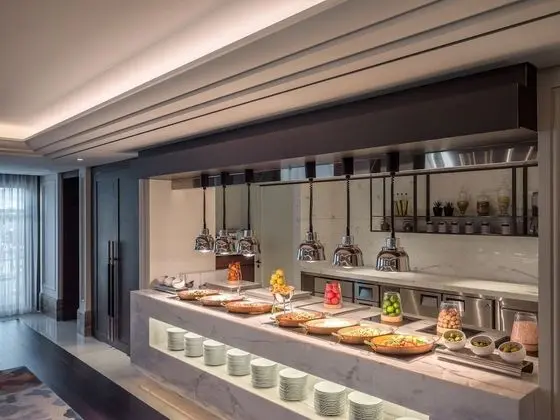 Deluxe Tek Büyük Yataklı Oda (Adult Only, Club Lounge Access)