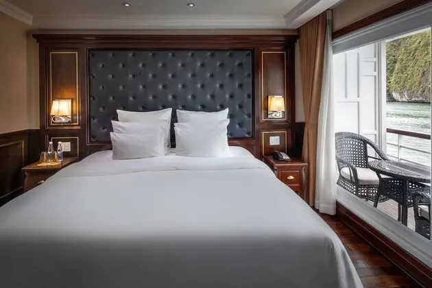 Deluxe Tek Büyük veya İki Ayrı Yataklı Oda, Balkon, Deniz Manzaralı