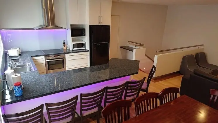 Ev, 3 Yatak Odası, 2 Banyolu (3 Bedroom House with 2 Bathrooms)