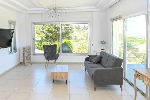 Villa, Sigara İçilebilir