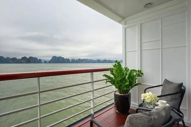 Grand Oda, Balkon (Suite)