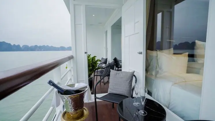 Grand Oda, Balkon (Suite)
