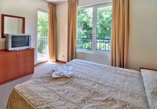 Stüdyo, Küçük Mutfak (1 Adult + 2 Children)