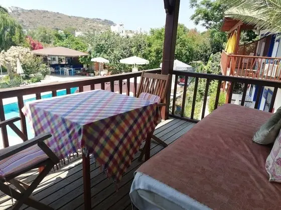Apart Daire, 1 Yatak Odası, Havuz Manzaralı