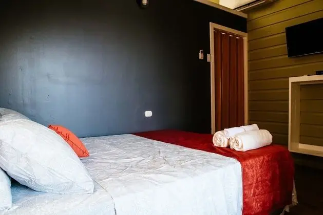 Romantic Süit, 1 Büyük (Queen) Boy Yatak, Veranda, Kısmi Göl Manzaralı