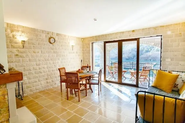 Luxury Villa, 2 Yatak Odası, Göl Manzaralı