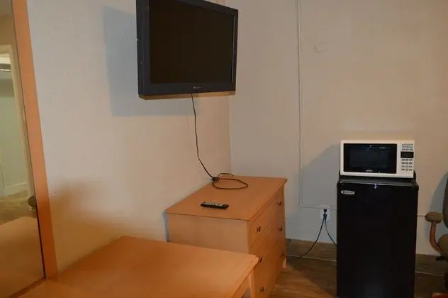 Basic Oda, 1 En Büyük (King) Boy Yatak