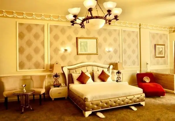 Paradise Imperial Suite - Direct Sea View  & Pool View