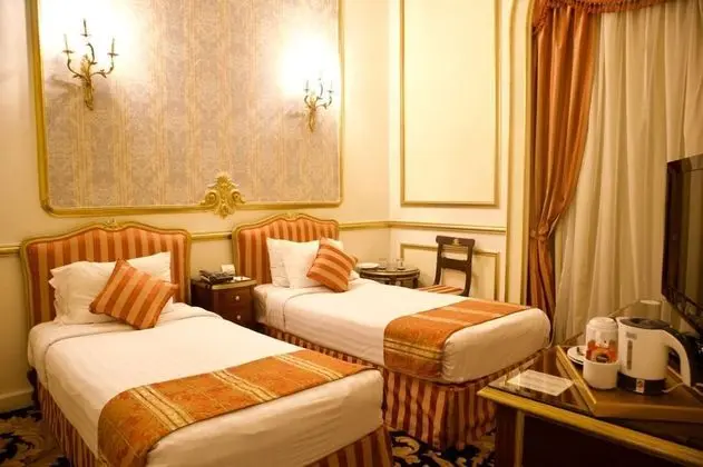 Golden Classic Room City View