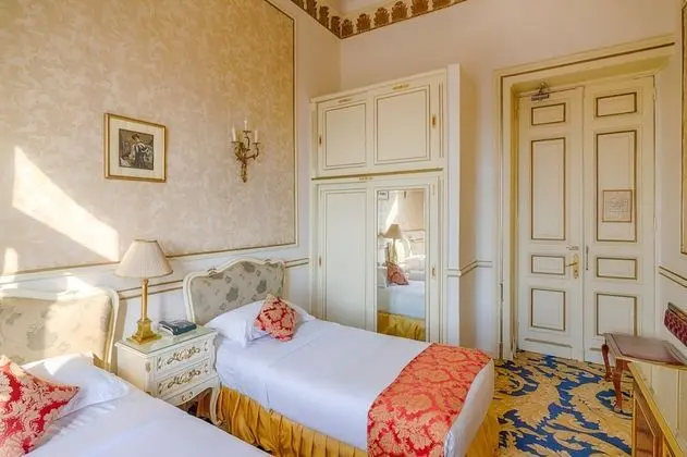 Golden Superior  Room Direct Sea View