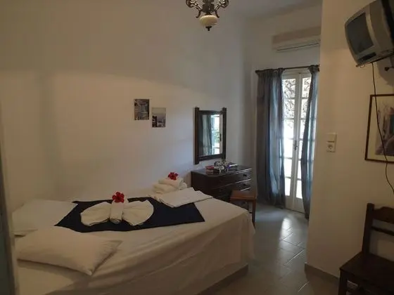 Üç Kişilik Oda