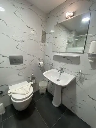 Deluxe Tek Büyük Yataklı Oda, 1 Büyük (Queen) Boy Yatak, Balkon