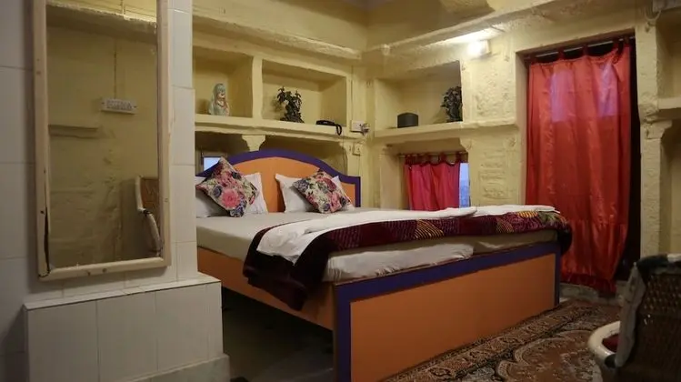 Deluxe Tek Büyük Yataklı Oda, Sigara İçilmez, Şehir Manzaralı