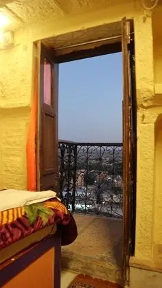 Deluxe Tek Büyük Yataklı Oda, Sigara İçilmez, Şehir Manzaralı