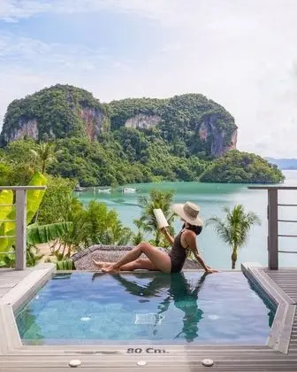 Sea View Plunge Pool Deluxe Studio
