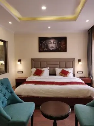 Deluxe Tek Büyük Yataklı Oda