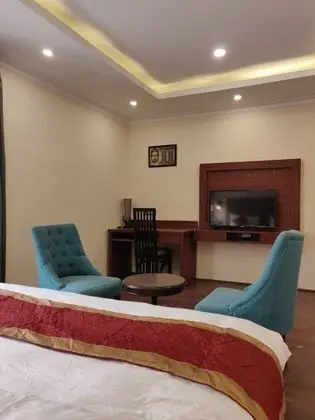 Deluxe Tek Büyük Yataklı Oda