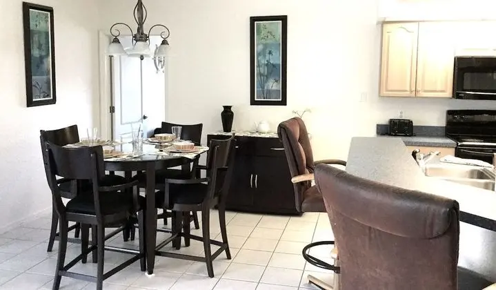 Villa (4 Bedrooms)