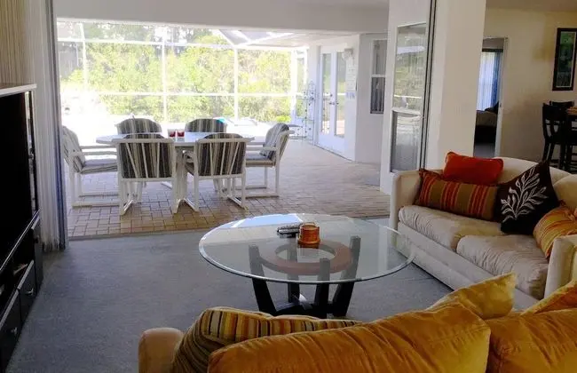 Villa (4 Bedrooms)