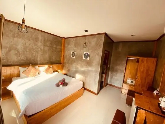 Deluxe Tek Büyük Yataklı Oda
