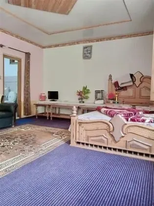 Tek Büyük Yataklı Oda