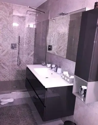 Deluxe Apart Daire, Havuz Manzaralı, Göl Kenarı