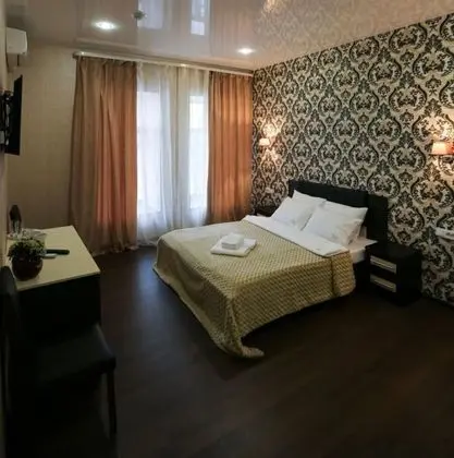 Deluxe Tek Büyük Yataklı Oda