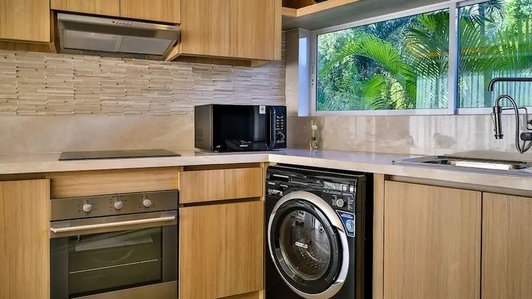 1 Bedroom Apartment with Seaview