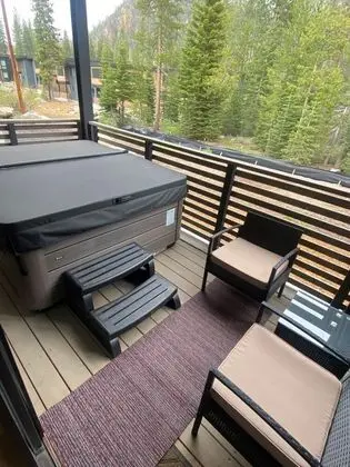 Ev, Birden Çok Yatak, Balkon, Dağ Manzaralı