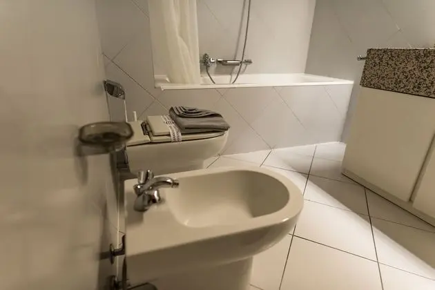 Apart Daire, 1 Yatak Odası, Balkon, Göl Manzaralı