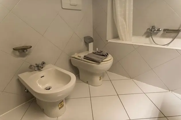 Apart Daire, 1 Yatak Odası, Balkon, Göl Manzaralı