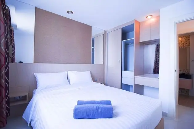 One Bedroom Apartment