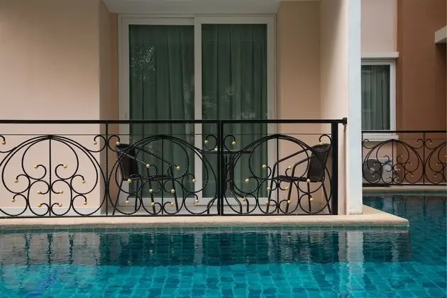 One Bedroom Apartment