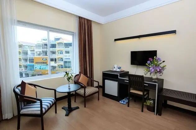 Deluxe Tek Büyük Yataklı Oda