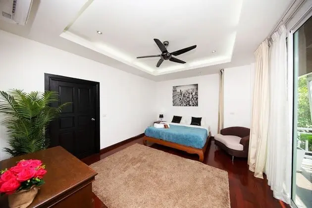 Family Villa, 6 Yatak Odası, Kişiye Özel Havuzlu, Havuz Manzaralı