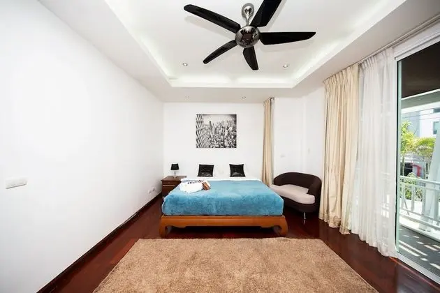 Family Villa, 6 Yatak Odası, Kişiye Özel Havuzlu, Havuz Manzaralı