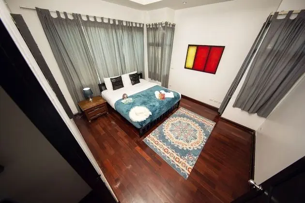 Family Villa, 6 Yatak Odası, Kişiye Özel Havuzlu, Havuz Manzaralı