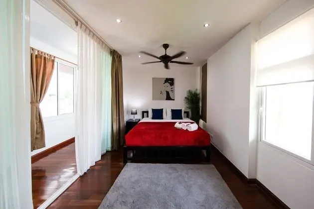 Family Villa, 6 Yatak Odası, Kişiye Özel Havuzlu, Havuz Manzaralı