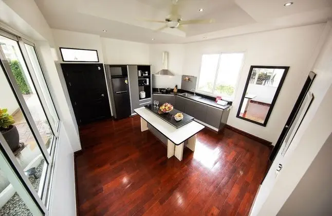 Family Villa, 6 Yatak Odası, Kişiye Özel Havuzlu, Havuz Manzaralı