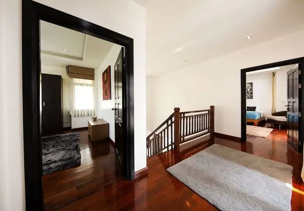 Family Villa, 6 Yatak Odası, Kişiye Özel Havuzlu, Havuz Manzaralı