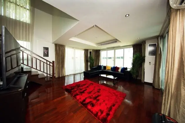 Family Villa, 6 Yatak Odası, Kişiye Özel Havuzlu, Havuz Manzaralı